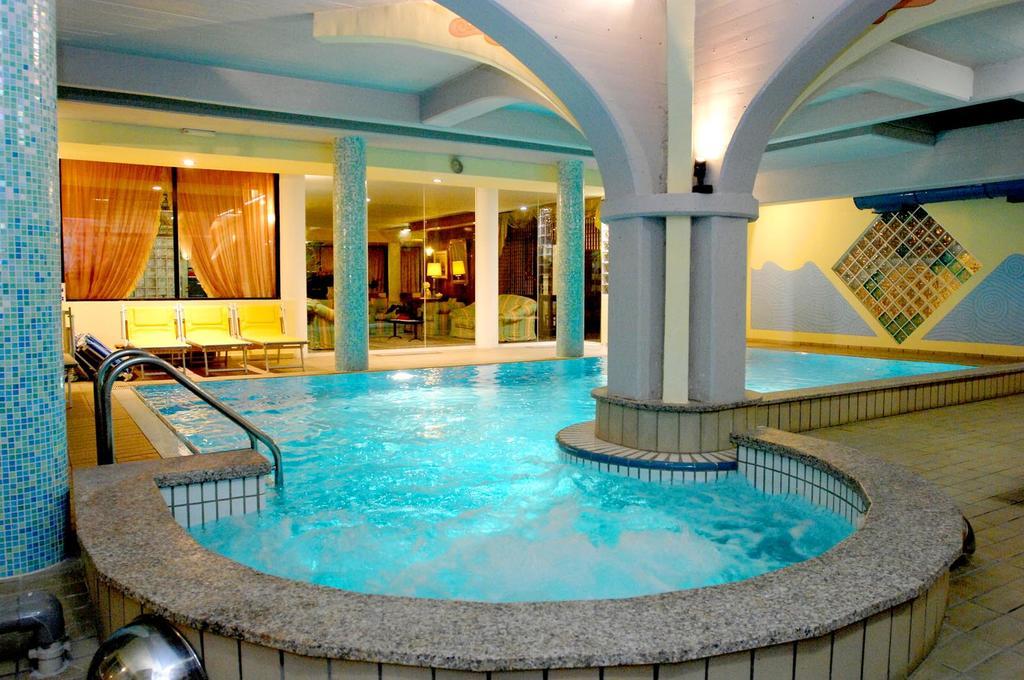 Hotel Ferrari Salsomaggiore Terme Luaran gambar
